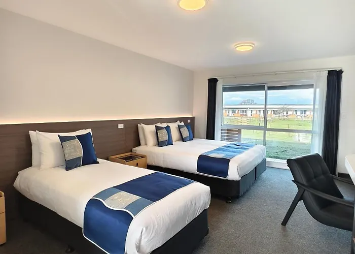 Resort Hideaway Of 5*